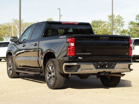 Used 2024 Chevrolet Silverado 1500 LT AWD/4WD image 5