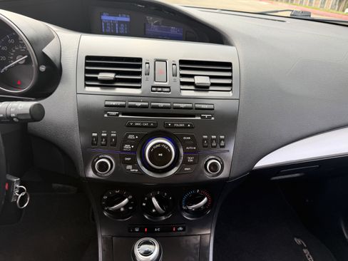 Used 2012 MAZDA MAZDA3 i Touring image 25