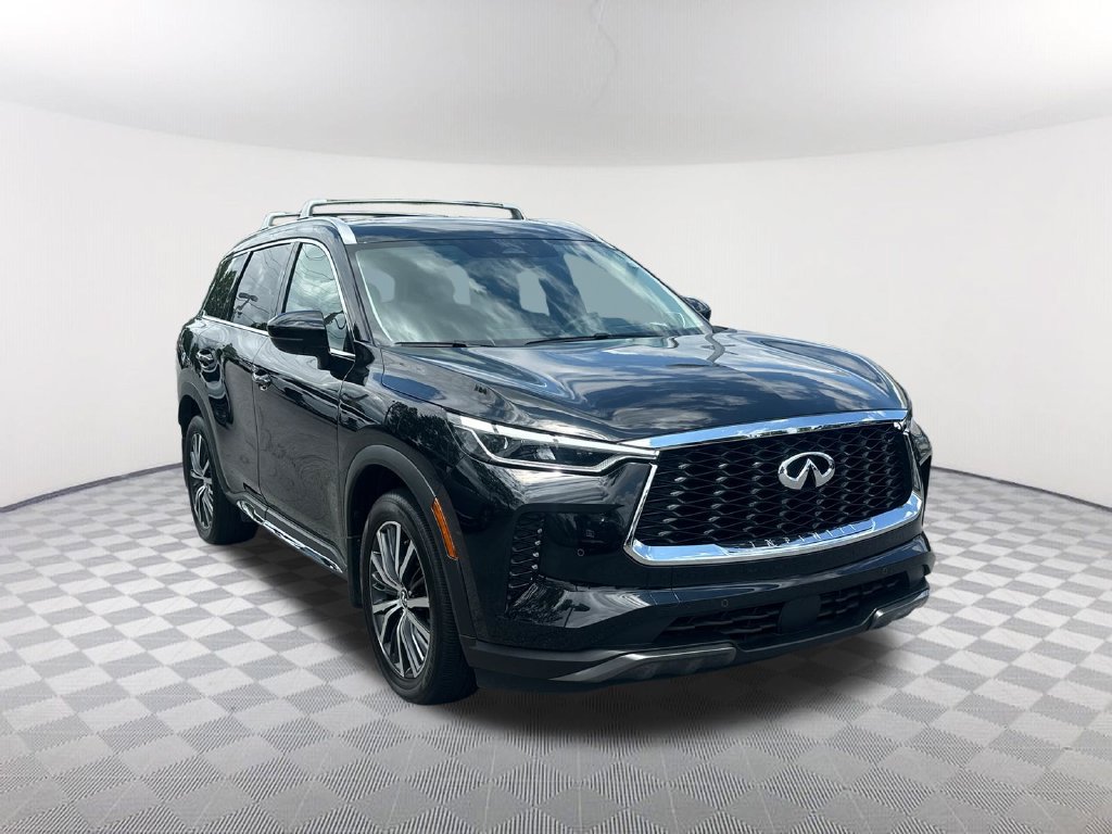 Used 2025 INFINITI QX60 Sensory w/ Vision Package AWD/4WD image 3