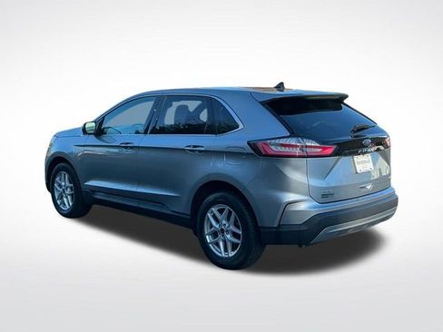 Used 2023 Ford Edge SEL image 4