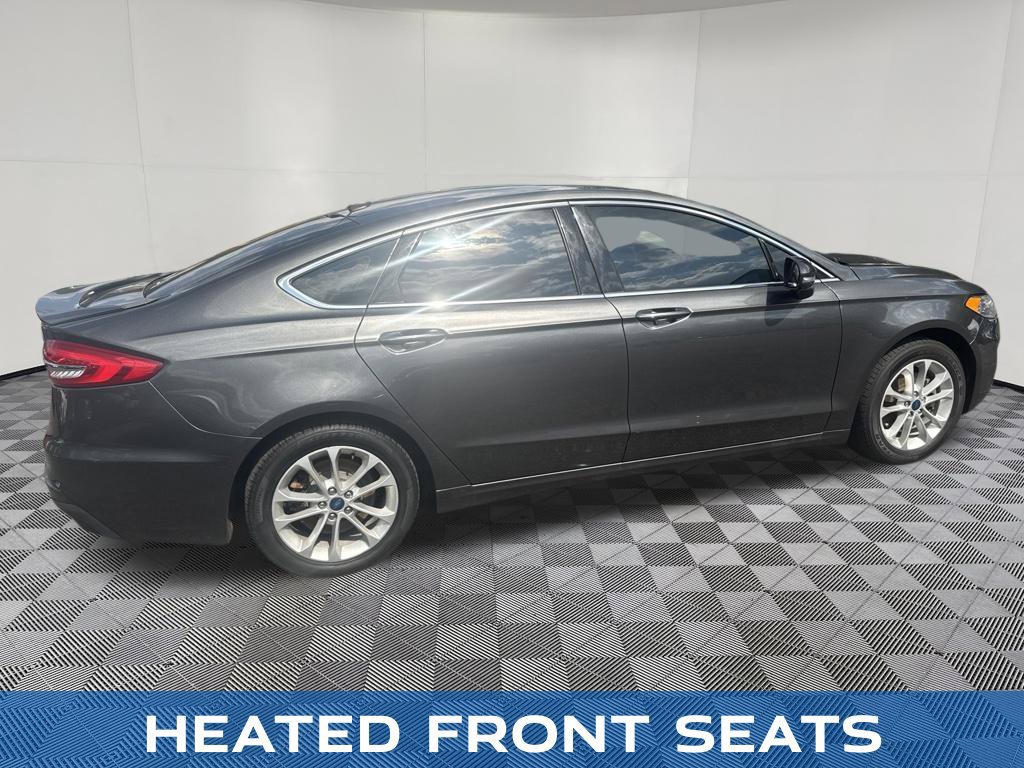 Used 2019 Ford Fusion Energi Titanium FWD image 11
