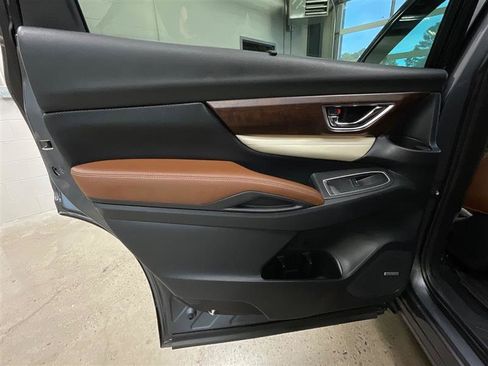 Used 2019 Subaru Ascent Touring AWD/4WD image 22
