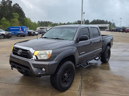 Used 2013 Toyota Tacoma 4x4 Double Cab w/ TRD Off-Road Pkg image 1