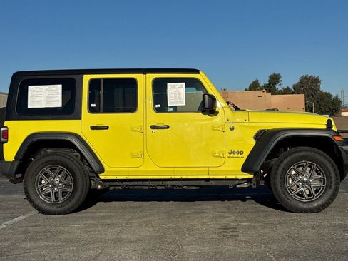 Used 2024 Jeep Wrangler Sport S AWD/4WD image 3