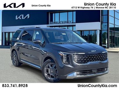 New 2026 Kia Carnival SX