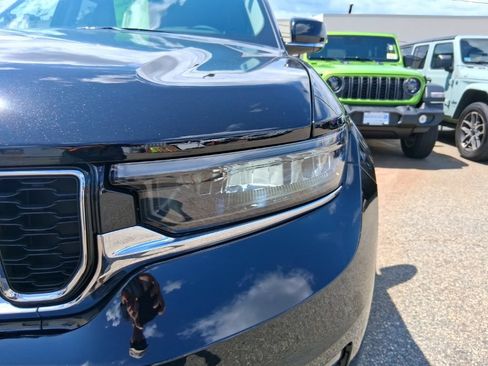 Certified 2023 Jeep Grand Cherokee L Limited AWD/4WD image 7