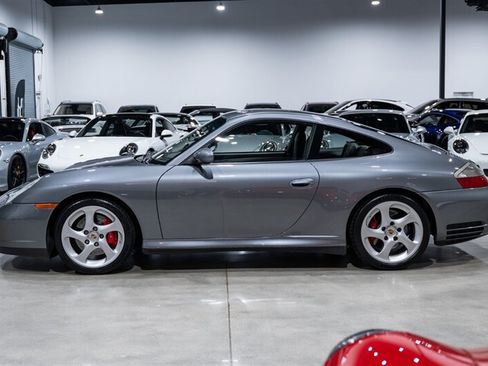 Used 2004 Porsche 911 Carrera 4S AWD/4WD image 3