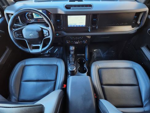 Used 2023 Ford Bronco Black Diamond w/ Sasquatch Package image 25