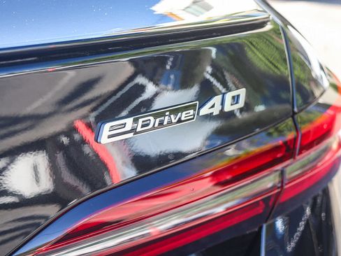 New 2026 BMW i5 eDrive40 w/ M Sport Package RWD image 25