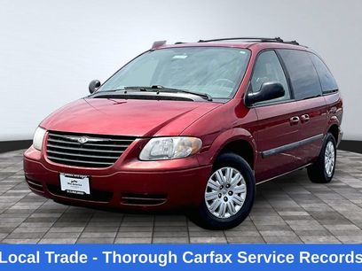Used 2005 Chrysler Town & Country w/ Popular Equipment Group I
