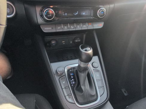 Used 2023 Hyundai Kona SEL w/ Convenience Package AWD/4WD image 13