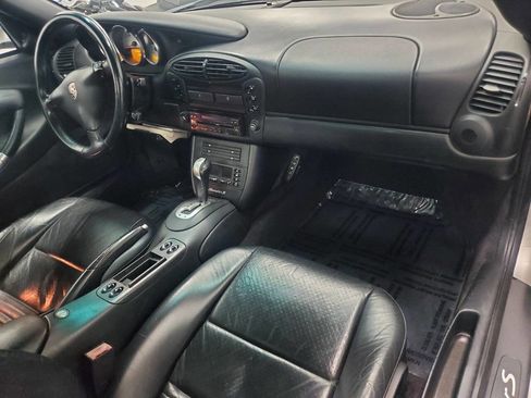 Used 2001 Porsche Boxster S image 11