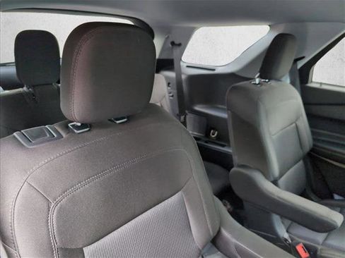 Used 2022 Ford Explorer XLT RWD image 22