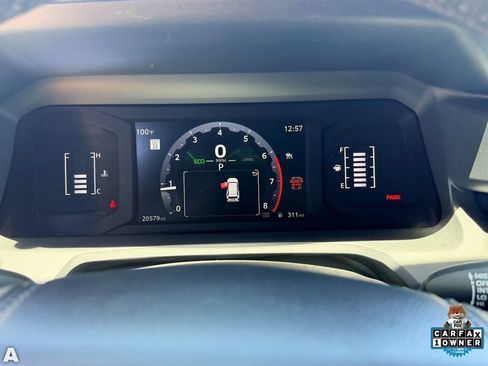 Used 2025 Toyota 4Runner SR5 AWD/4WD image 21