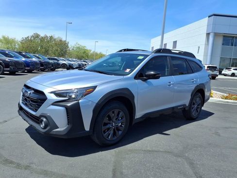 Used 2025 Subaru Outback Onyx Edition XT w/ Popular Package #2 AWD/4WD image 7