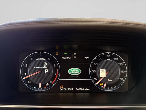 Used 2015 Land Rover Range Rover Long Wheelbase Autobiography image 14