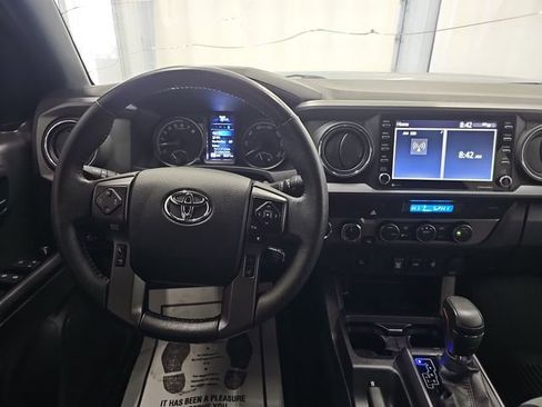 Used 2023 Toyota Tacoma TRD Off-Road AWD/4WD image 13