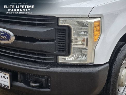 Used 2017 Ford F250 XL RWD image 6