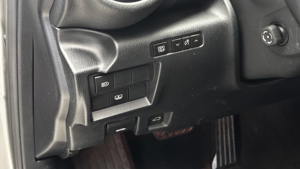 Used 2023 Lexus IS 300 AWD w/ Premium Package image 19