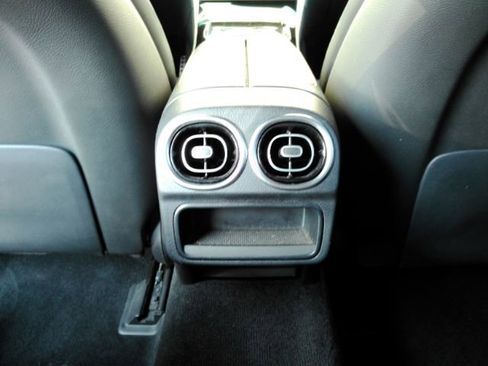 Used 2023 Mercedes-Benz C 43 AMG 4MATIC Sedan image 29