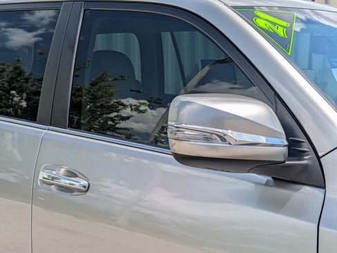Used 2021 Lexus GX 460 Premium AWD/4WD image 11