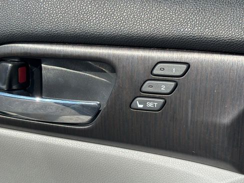 Used 2014 Honda Accord EX-L image 31