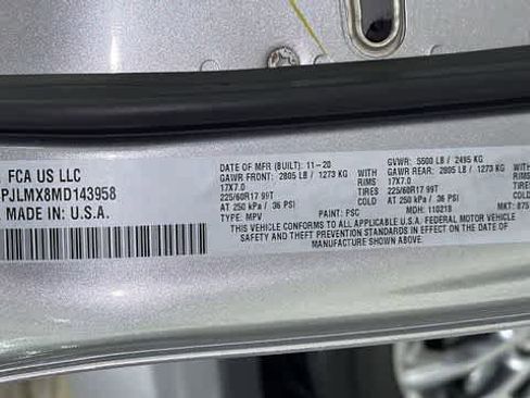 Used 2021 Jeep Cherokee Latitude Lux FWD image 11