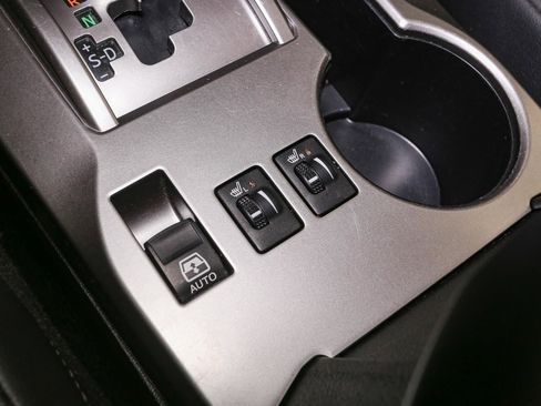 Used 2022 Toyota 4Runner SR5 Premium image 34