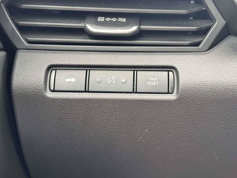 Used 2024 Nissan Altima 2.5 SR FWD image 23