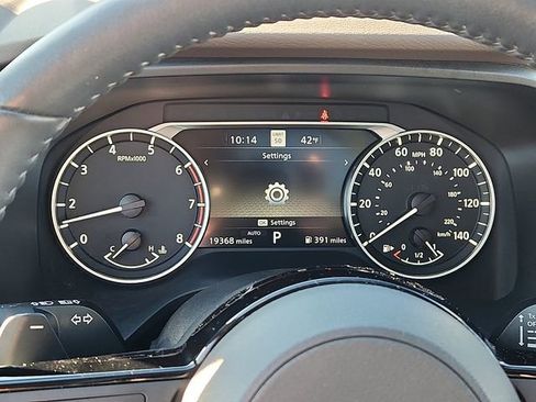 Used 2023 Nissan Rogue SL w/ SL Premium Package image 23