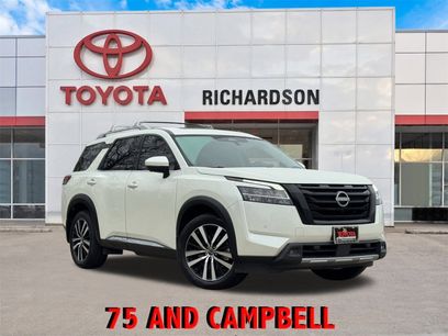 Used 2023 Nissan Pathfinder Platinum