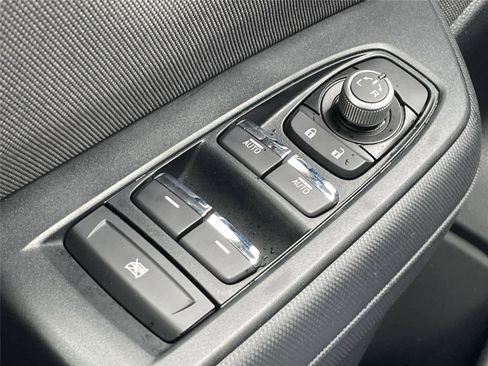 Certified 2025 Subaru Forester Premium AWD/4WD image 27
