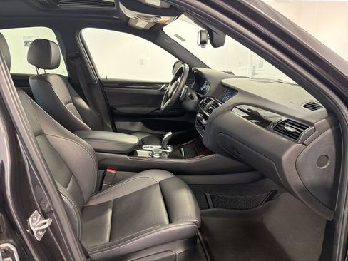 Used 2017 BMW X4 xDrive28i AWD/4WD image 25