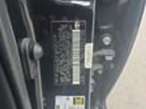 Used 2025 Toyota Corolla LE FWD image 32