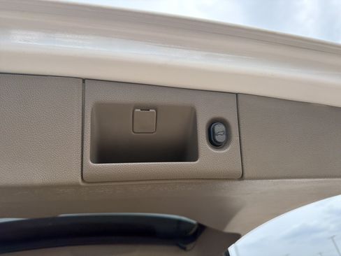Used 2016 Chevrolet Tahoe LT RWD image 26
