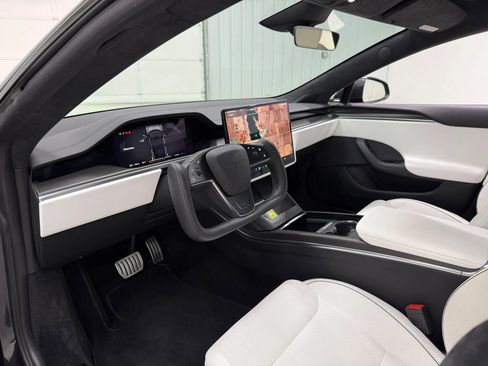 Used 2024 Tesla Model S Plaid AWD/4WD image 12