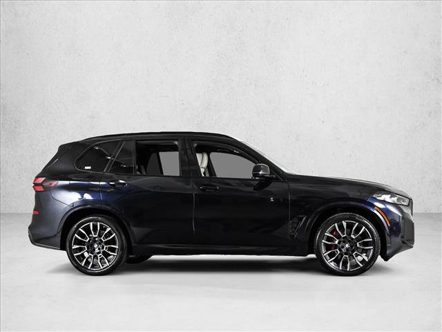 Used 2024 BMW X5 xDrive40i w/ M Sport Package AWD/4WD image 4