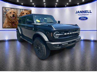New 2026 Ford Bronco Outer Banks w/ Sasquatch Package