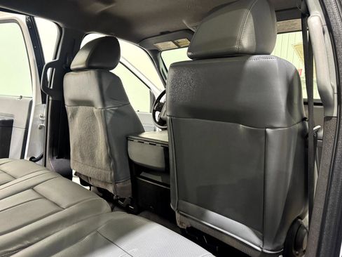 Used 2011 Ford F550 4x4 Crew Cab Super Duty w/ Payload Upgrade Pkg image 16