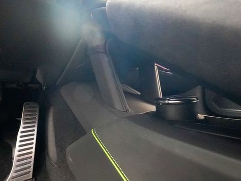 Used 2021 Lamborghini Huracan EVO RWD image 71