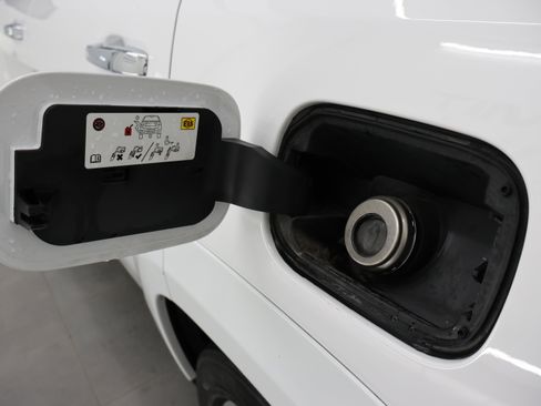 Used 2020 Jeep Grand Cherokee Summit AWD/4WD image 32