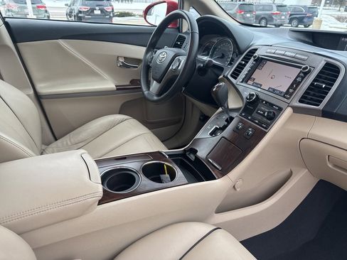 Used 2014 Toyota Venza Limited image 22