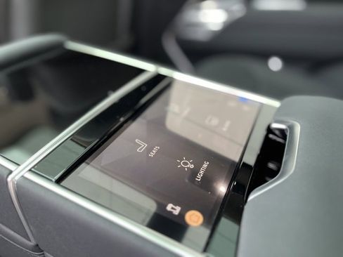 New 2025 Land Rover Range Rover SE image 45