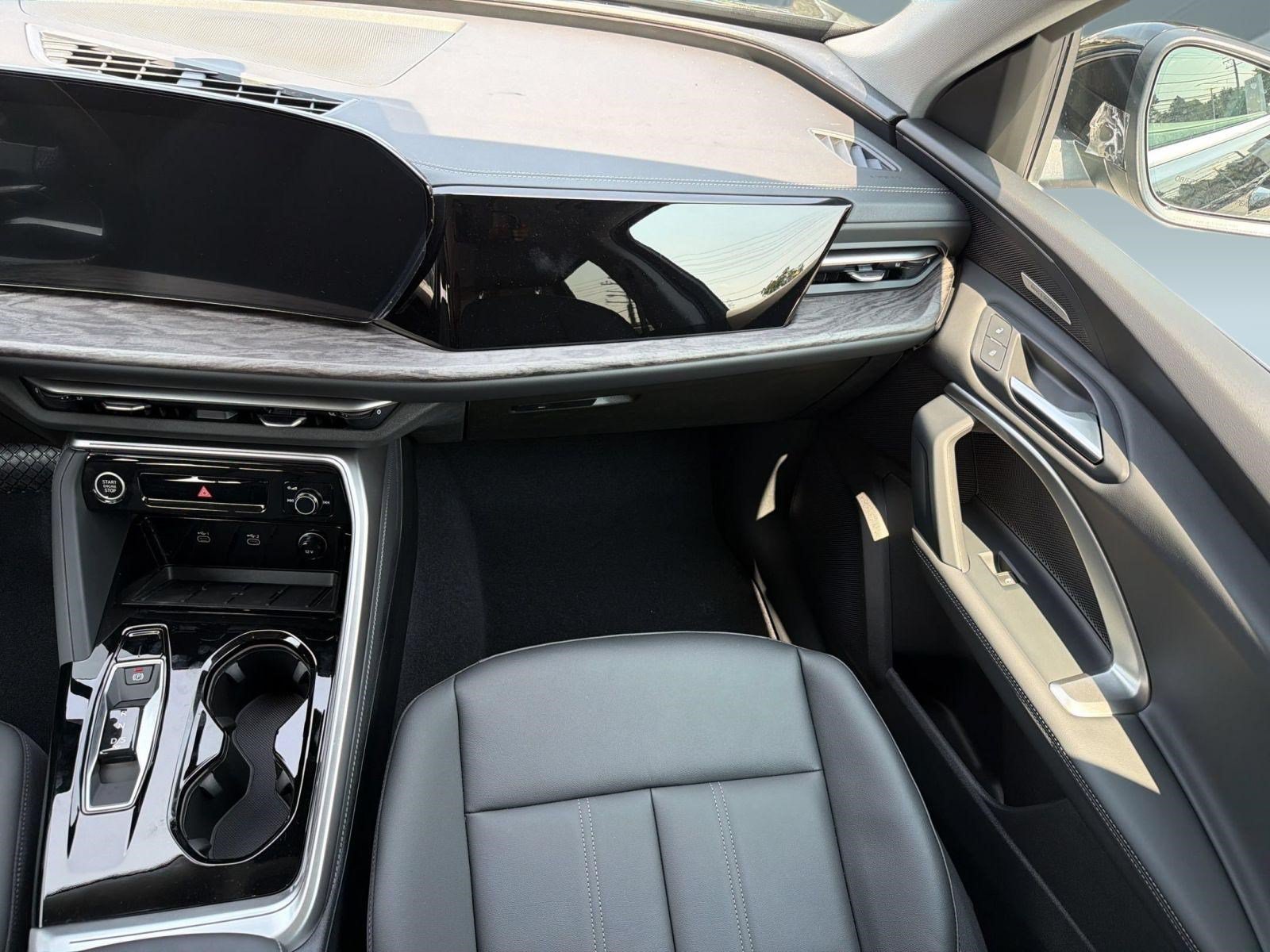 New 2026 Audi Q5 Premium Plus w/ Premium Plus AWD/4WD image 29