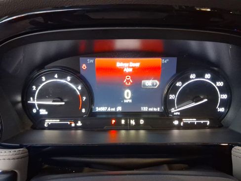 Used 2022 Lincoln Corsair FWD image 16