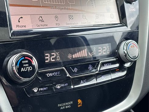 Used 2023 Nissan Murano SL image 32