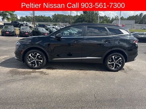 Used 2025 Kia Sportage EX w/ Premium Package AWD/4WD image 6