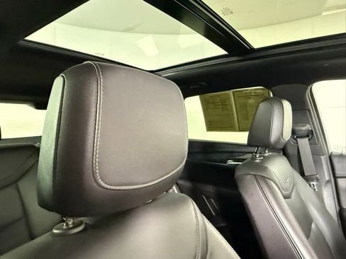 Certified 2022 Cadillac XT5 Premium Luxury image 33