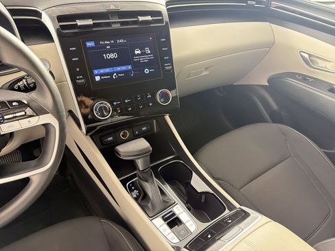 Used 2023 Hyundai Tucson SEL FWD image 24