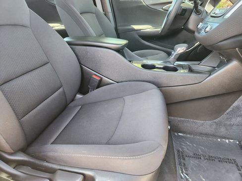 Used 2024 Chevrolet Malibu LT FWD image 4